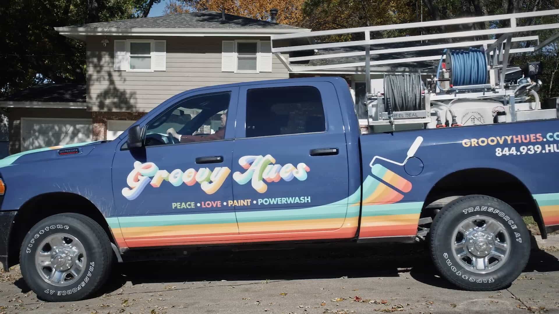 Groovy Hues truck